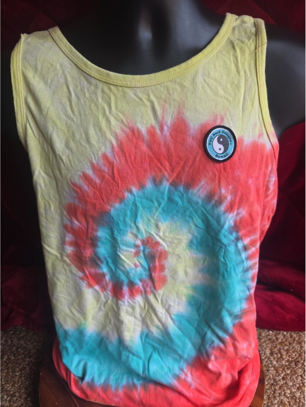 T&C Surf Hawaii Tank Top Tie Dye Swirl Size M Retro Beach 90s Y2K Boho Patch